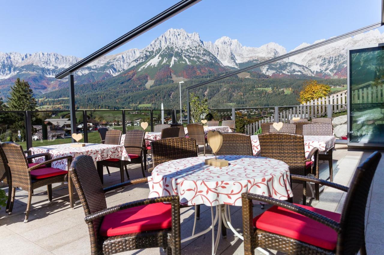 Cafe-Restaurant Bettina Hotel Ellmau Exterior foto