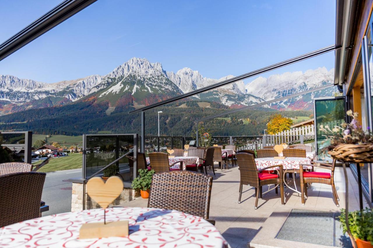 Cafe-Restaurant Bettina Hotel Ellmau Exterior foto